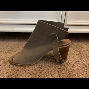 steve madden suede booties